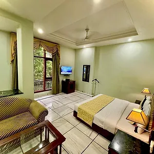 Florence Inn, Karol Bagh, New Delhi, 2 Min From Metro Delhi (National Capital Territory of India)