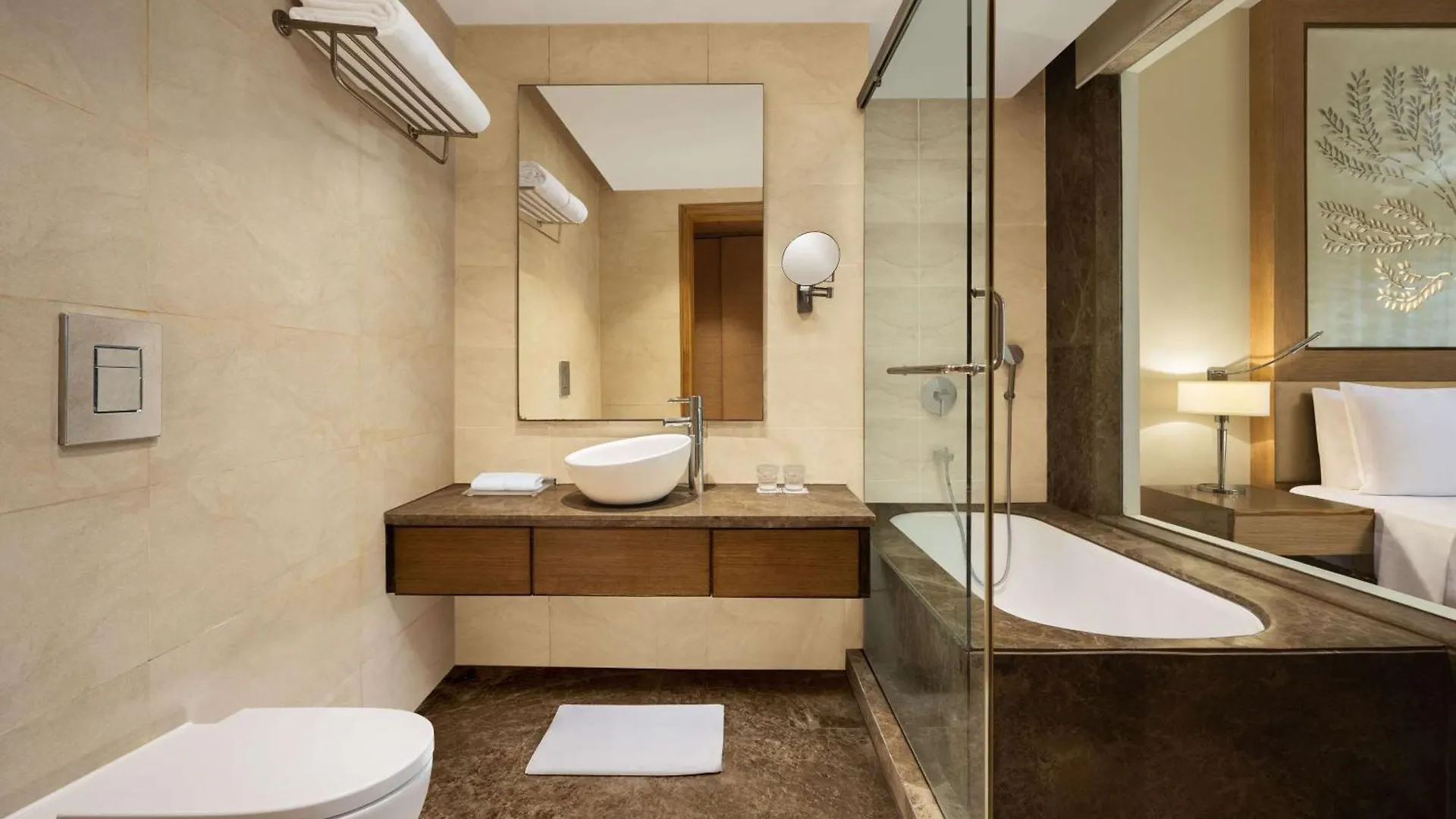 *****  Radisson Blu Hotel New Delhi Dwarka Indien