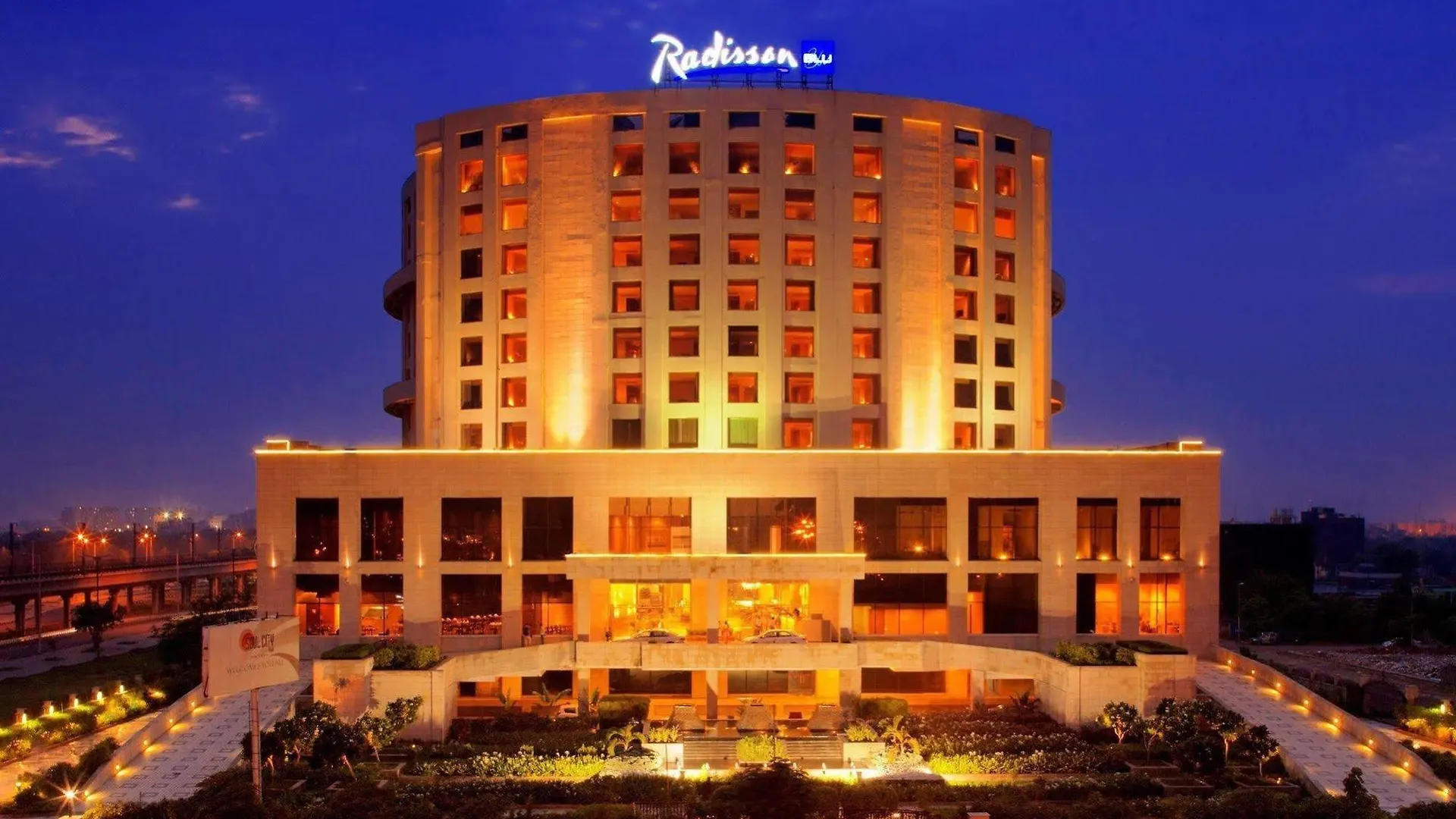 Radisson Blu Hotel New Delhi Dwarka
